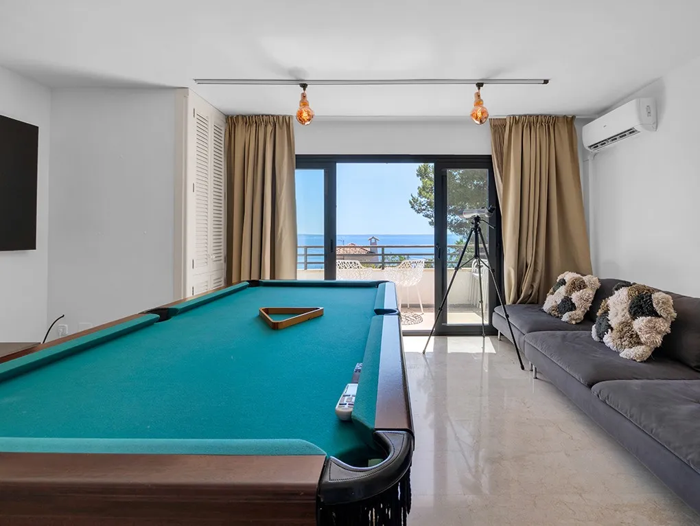 Fantastisk villa med havudsigt-27