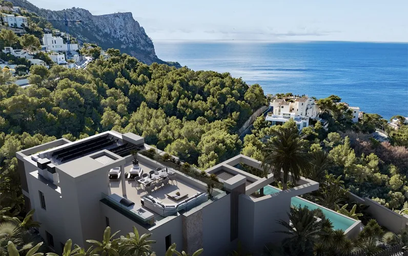 Działka z pozwoleniem na budowę w Cala Llamp: Luksusowa willa z basenem i panoramicznym widokiem