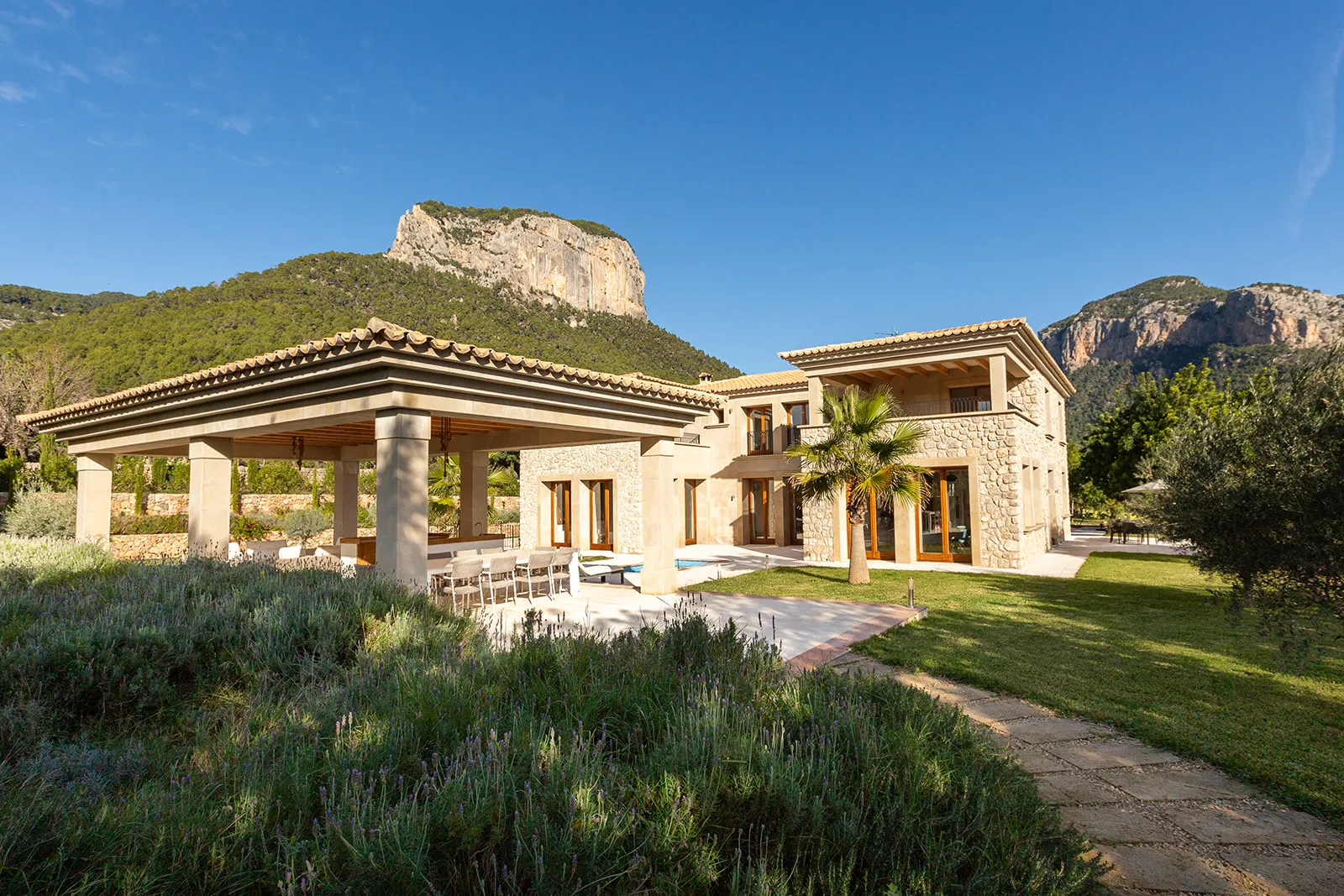 Exceptional Finca in a prime location near Alaró-3