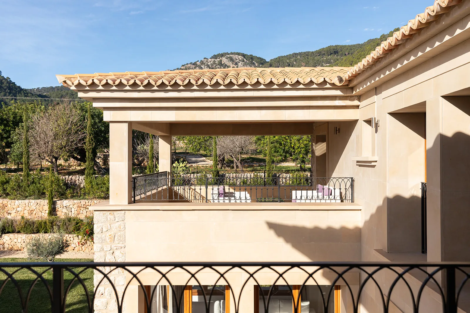 Aussergewöhnliches Landhaus in Premiumlage bei Alaró-23