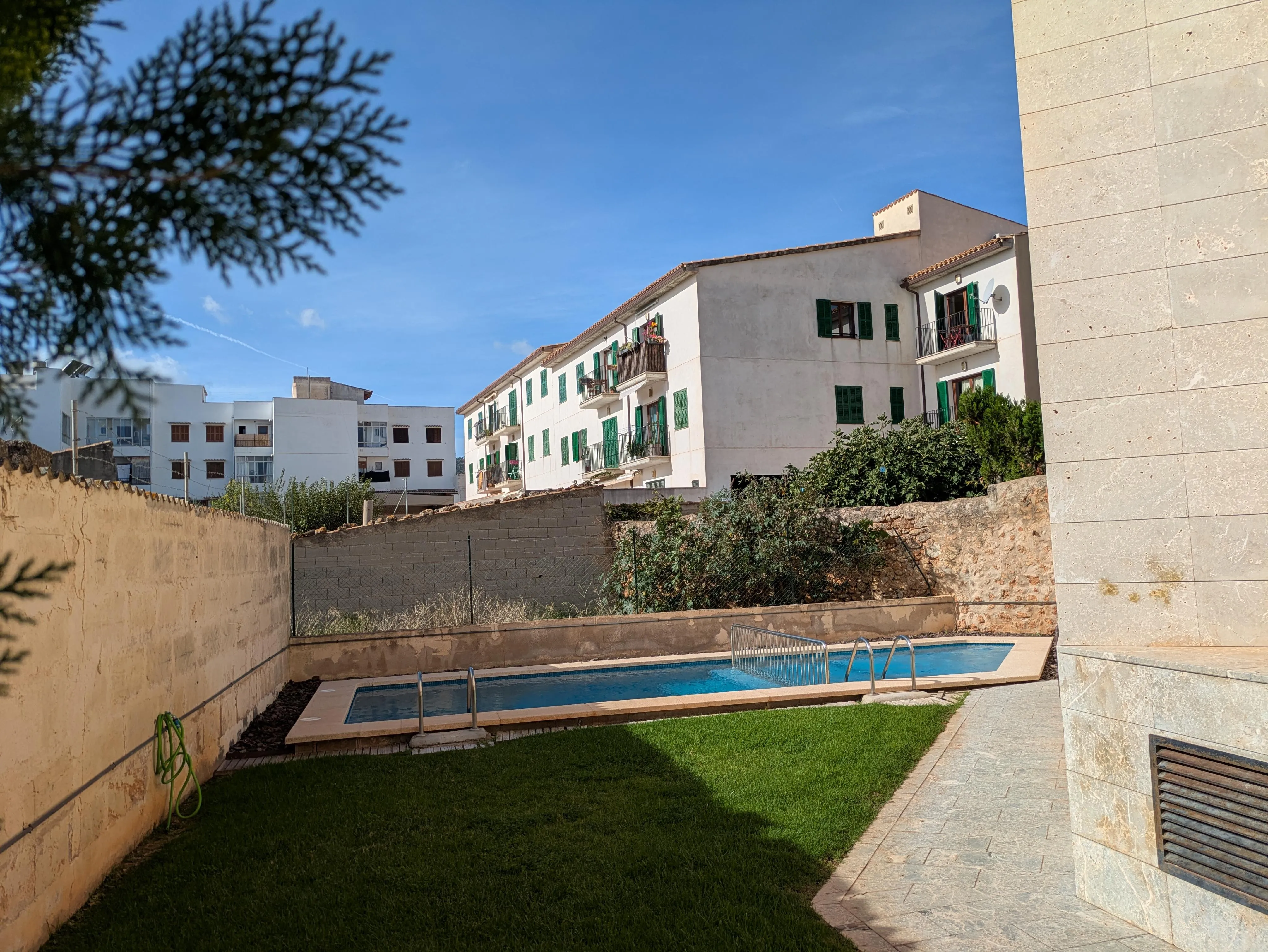 Luminoso y acogedor piso con piscina comunitaria en Alaró-3