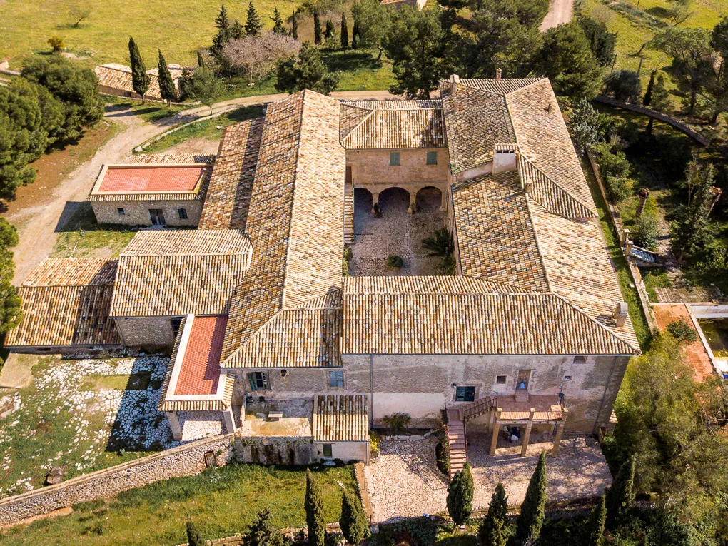 Historical property with possibilities-3