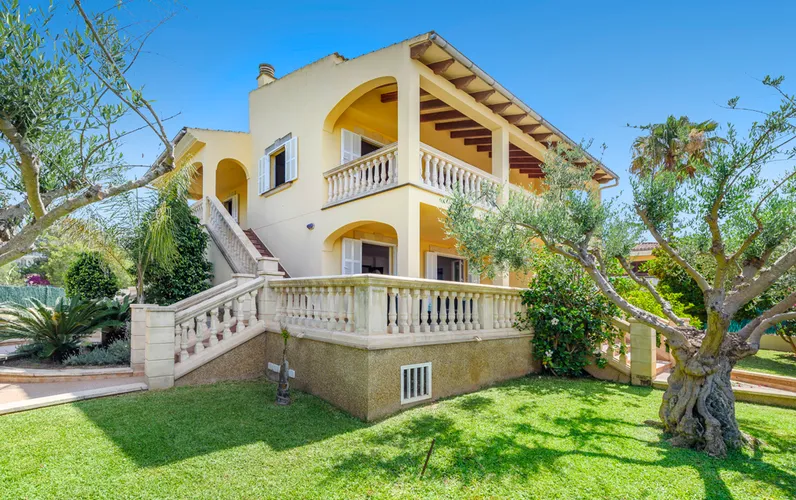 Na sprzedaż: Wymarzona willa blisko plaży z licencją ETV - Playa de Muro