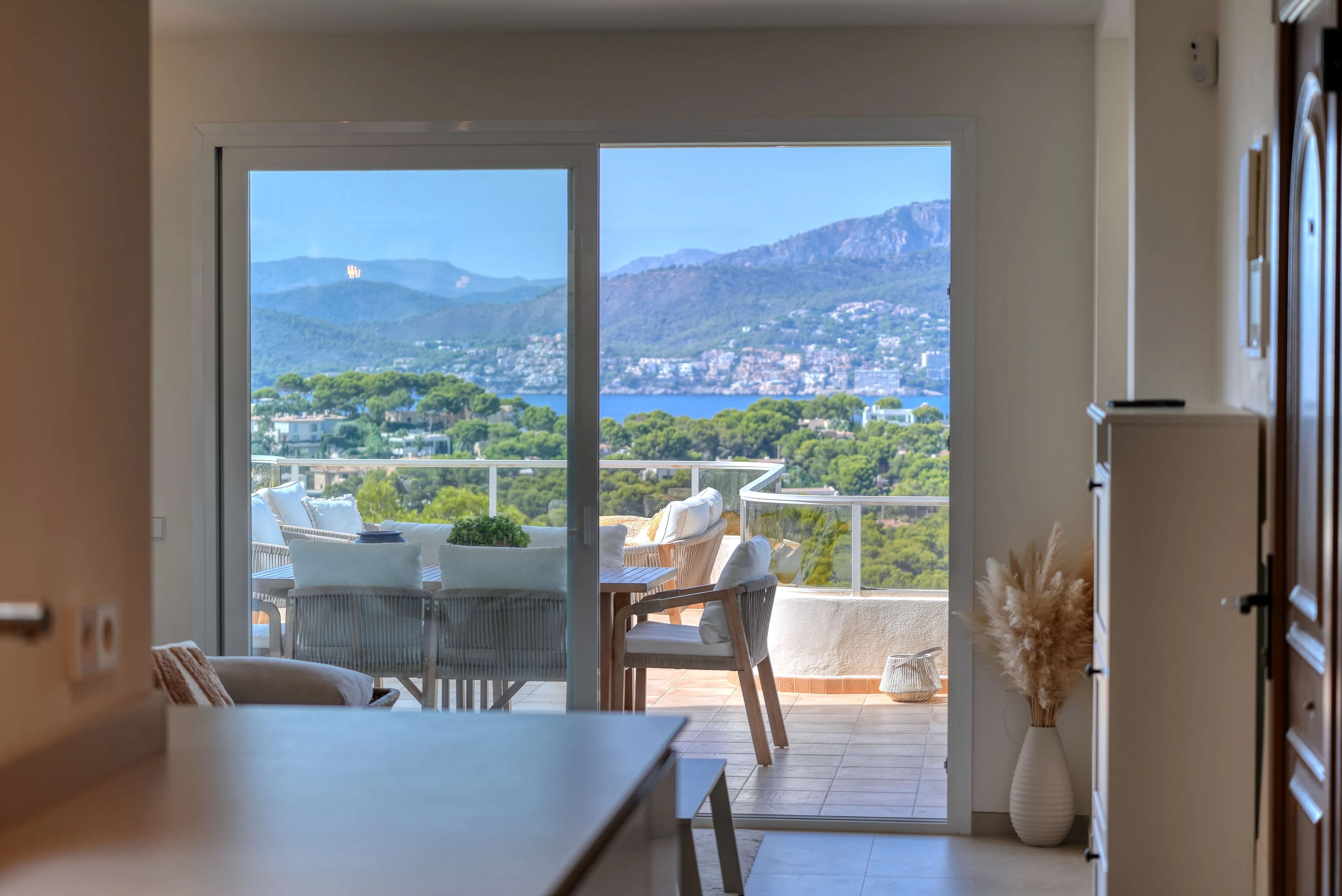 Luxury apartment with panoramic sea views in Nova Santa Ponsa-7