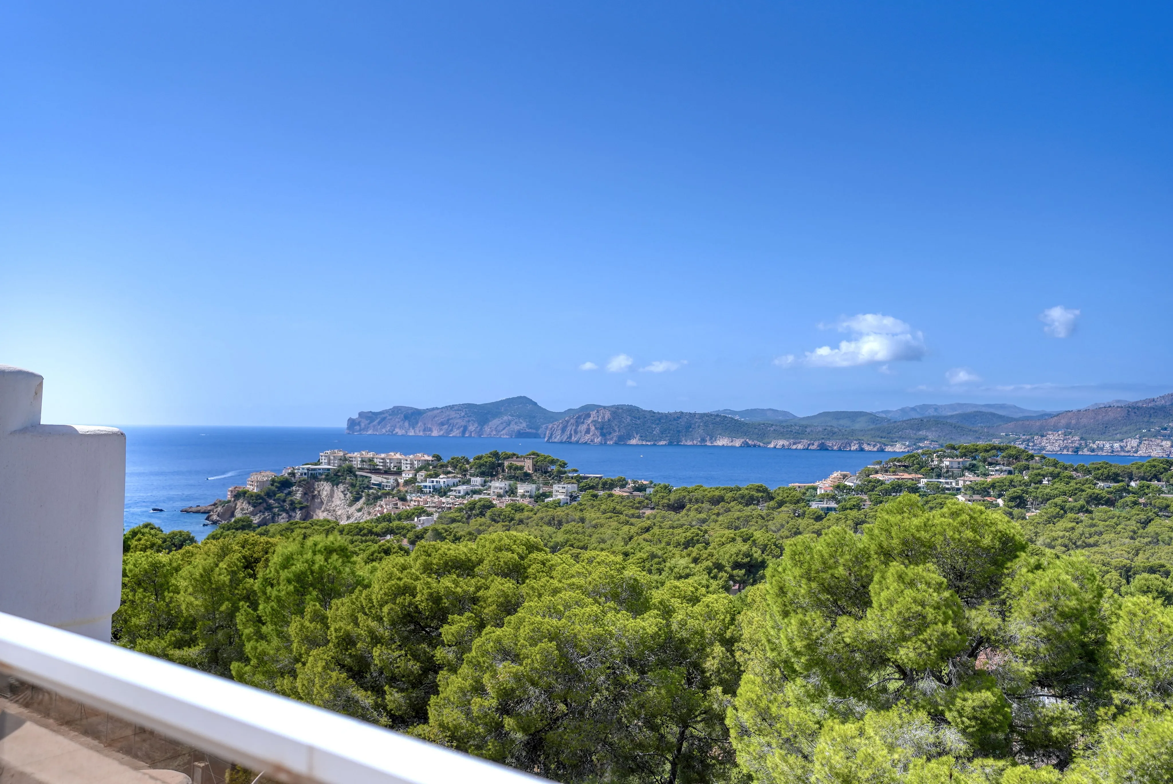 Luxury apartment with panoramic sea views in Nova Santa Ponsa-3