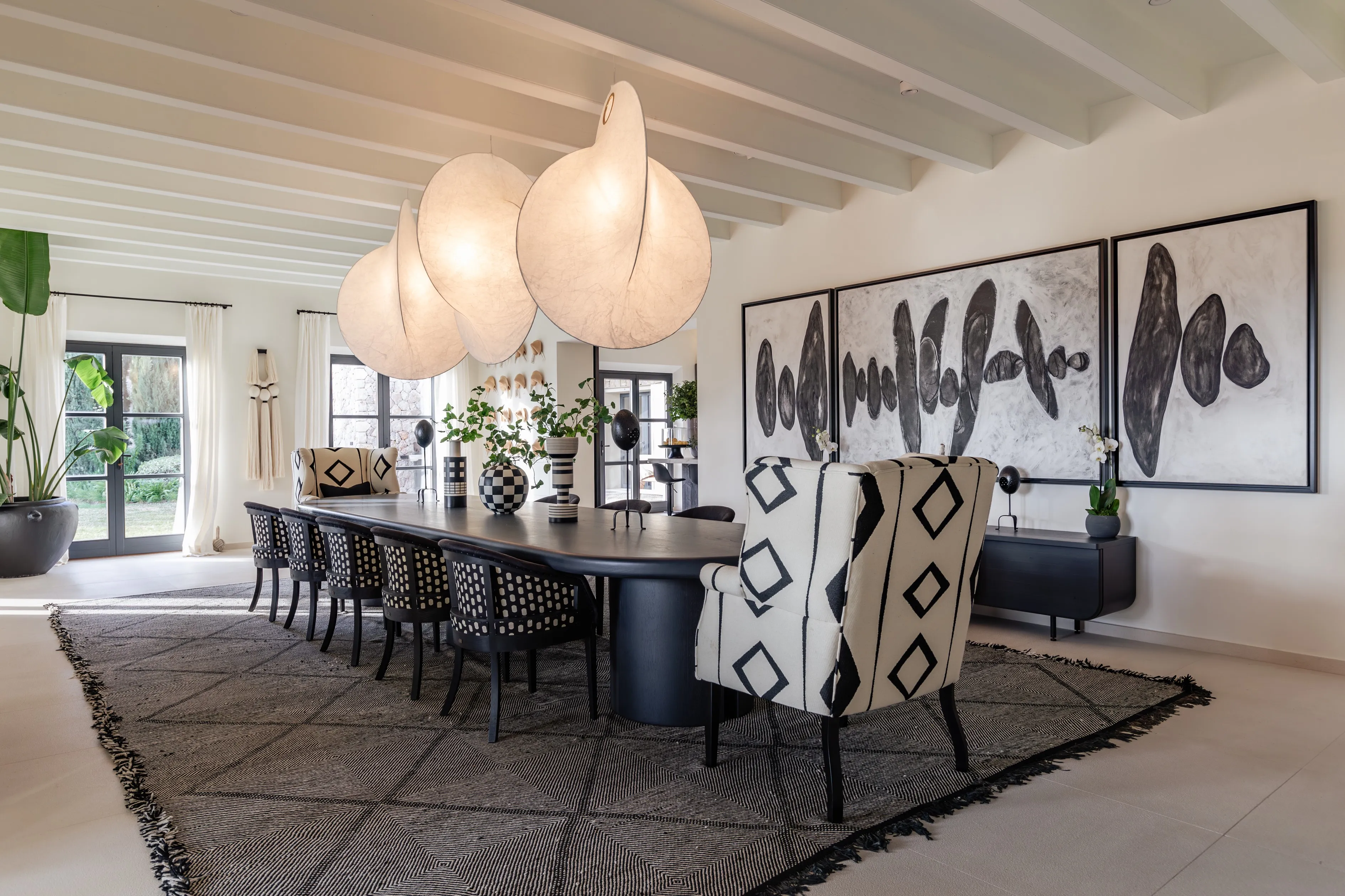 Refinado refugio mediterráneo con elegancia contemporánea-10