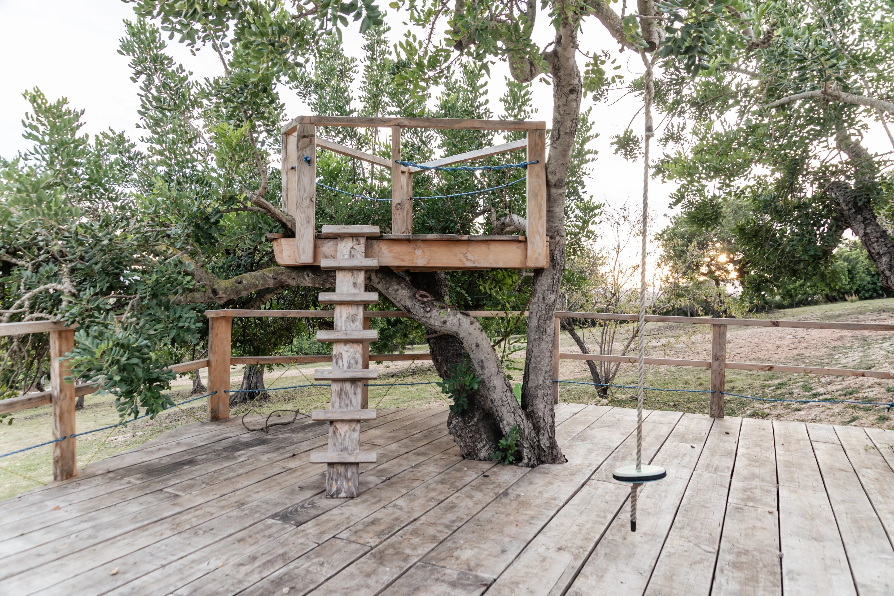 Refinado refugio mediterráneo con elegancia contemporánea-22