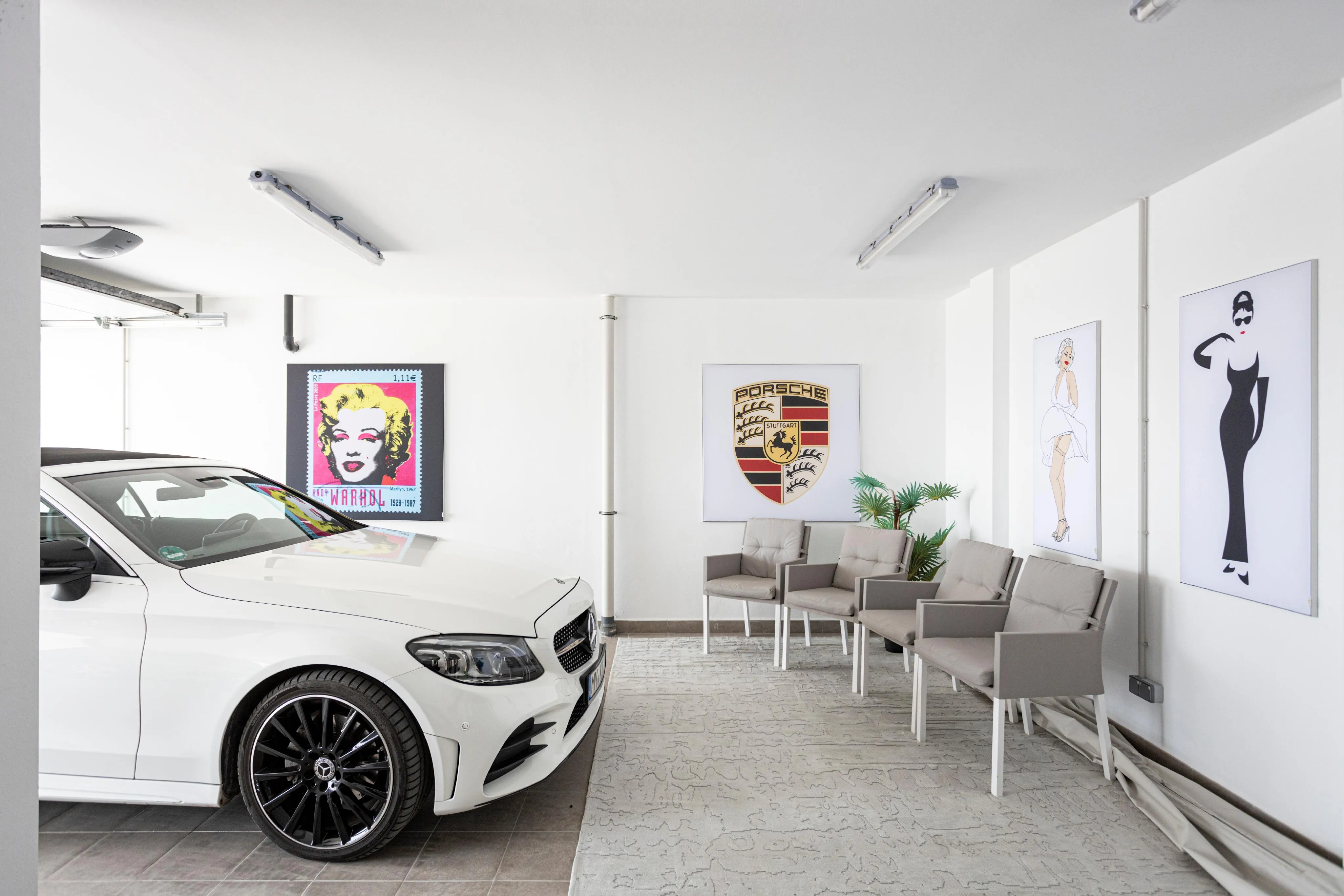 Villa de diseño prácticamente nueva con impresionantes vistas al mar-22