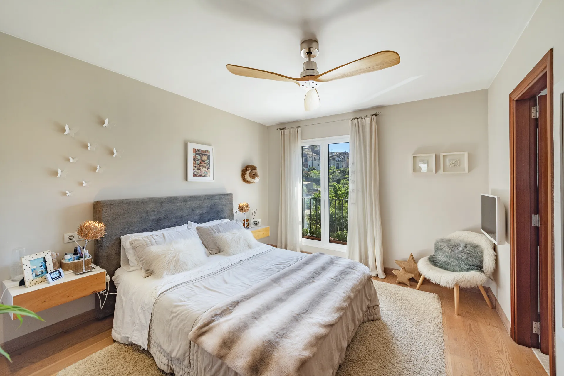 Lovely townhouse with outdoor space and beautiful views in Búger, Mallorca-8