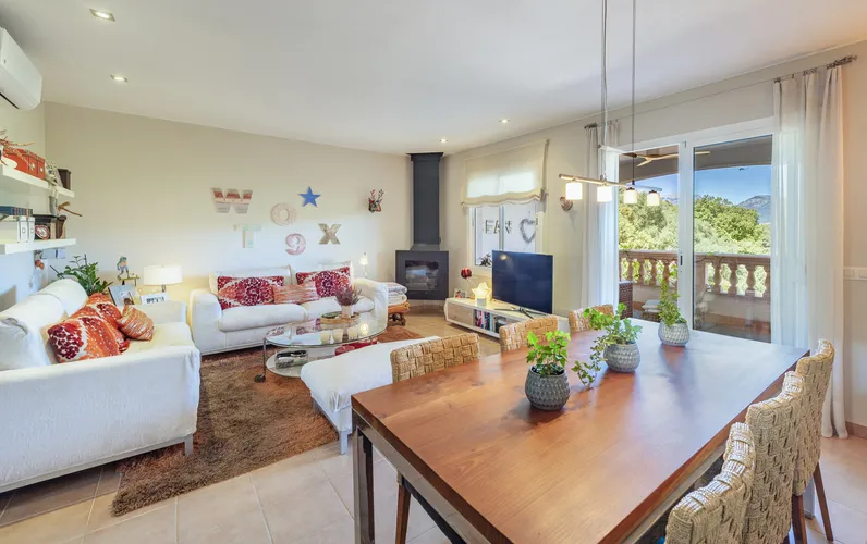 Maison mitoyenne accueillante avec belle vue à Búger, Majorque