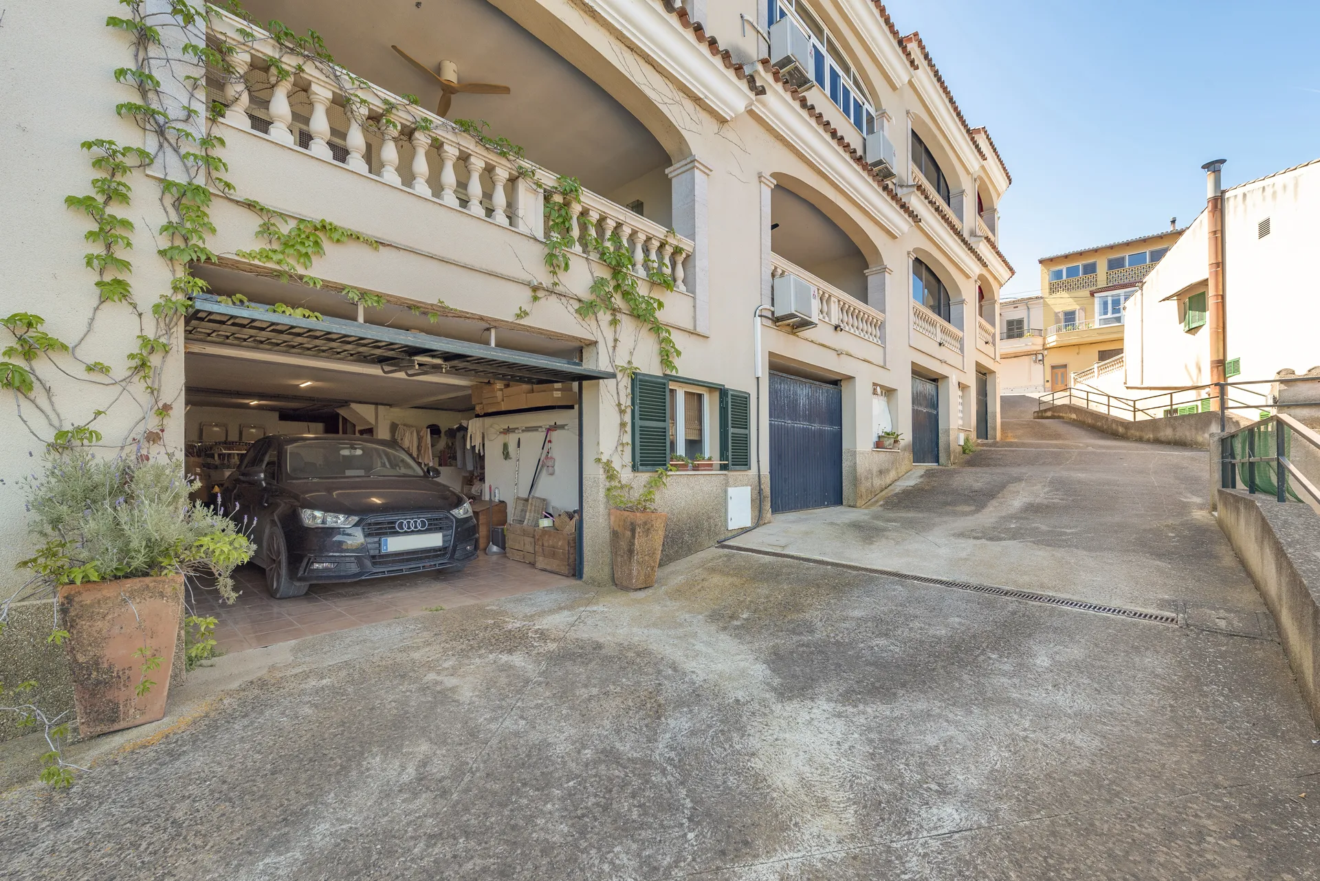 Dejligt rækkehus med udendørs plads og smuk udsigt i Búger, Mallorca-15