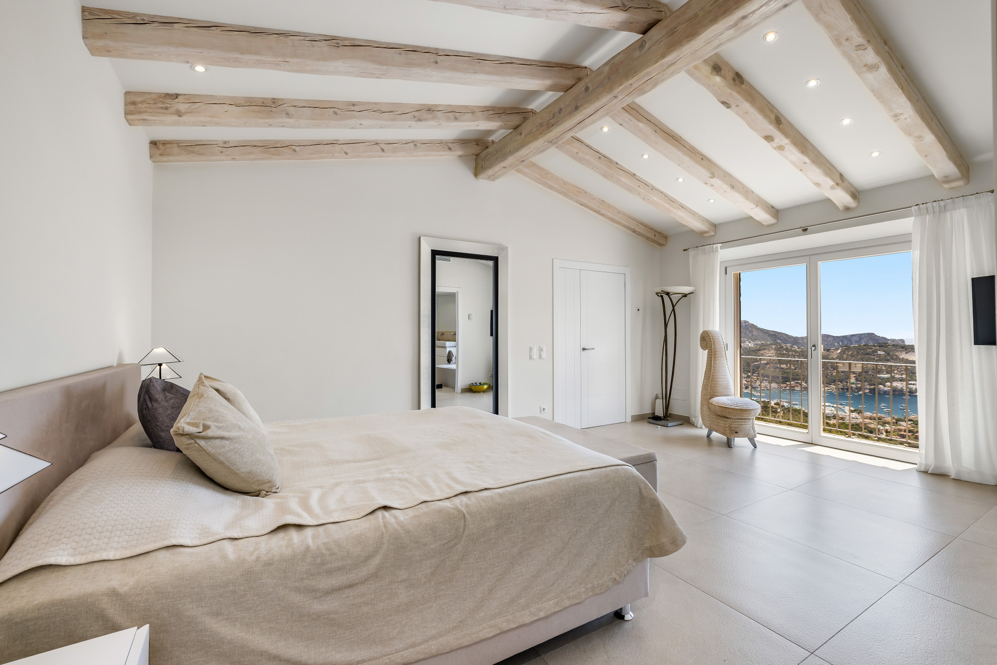 Villa with spectacular panoramic views over the sea and Port d’Andratx harbour-17