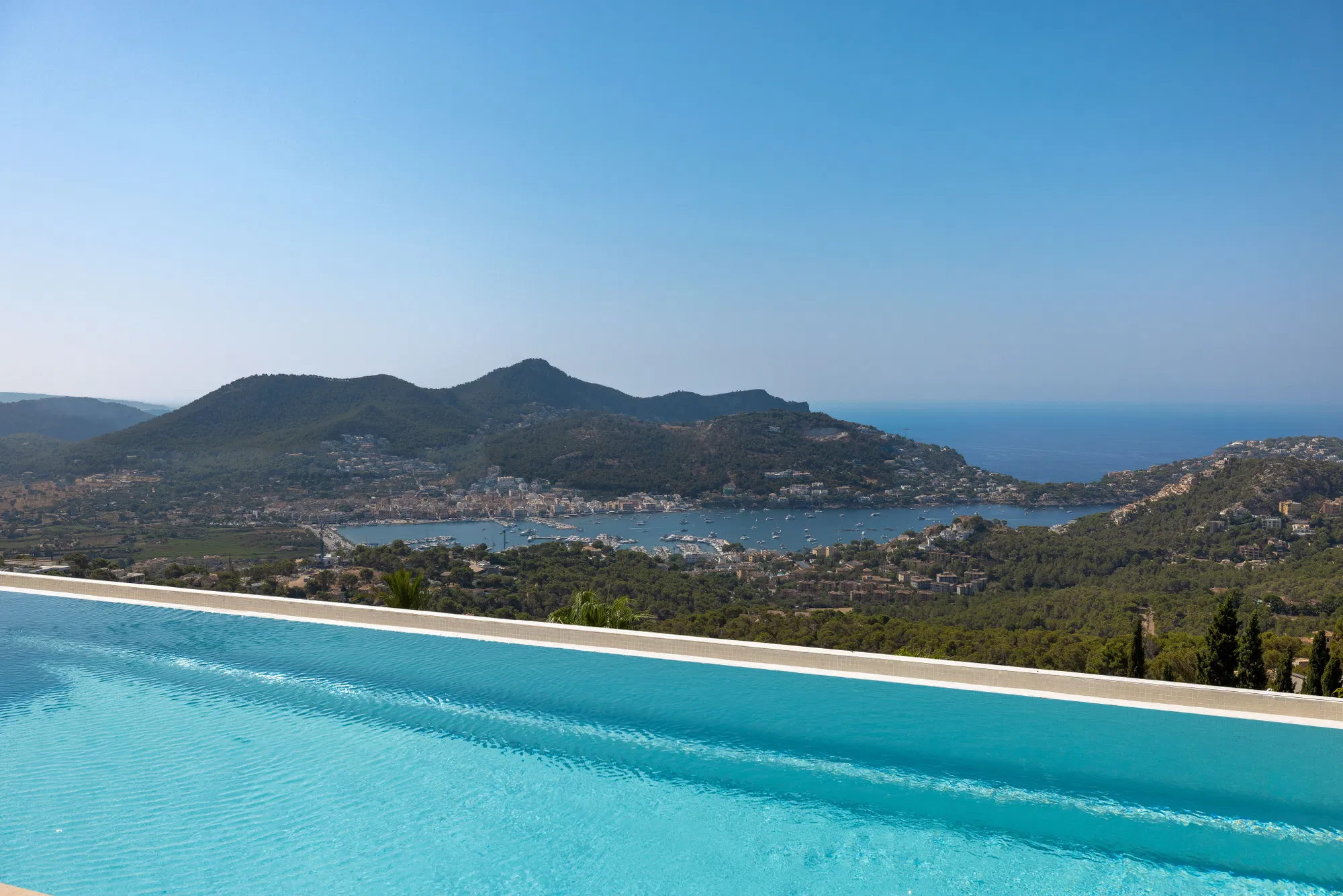 Villa with spectacular panoramic views over the sea and Port d’Andratx harbour-22