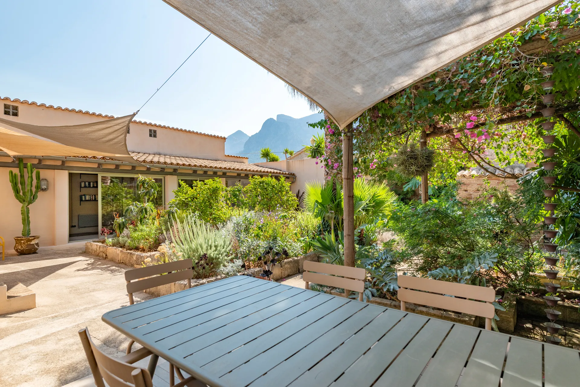 Patrimonio histórico con nuevo esplendor: antigua fábrica de jabones reformada en Sóller-10