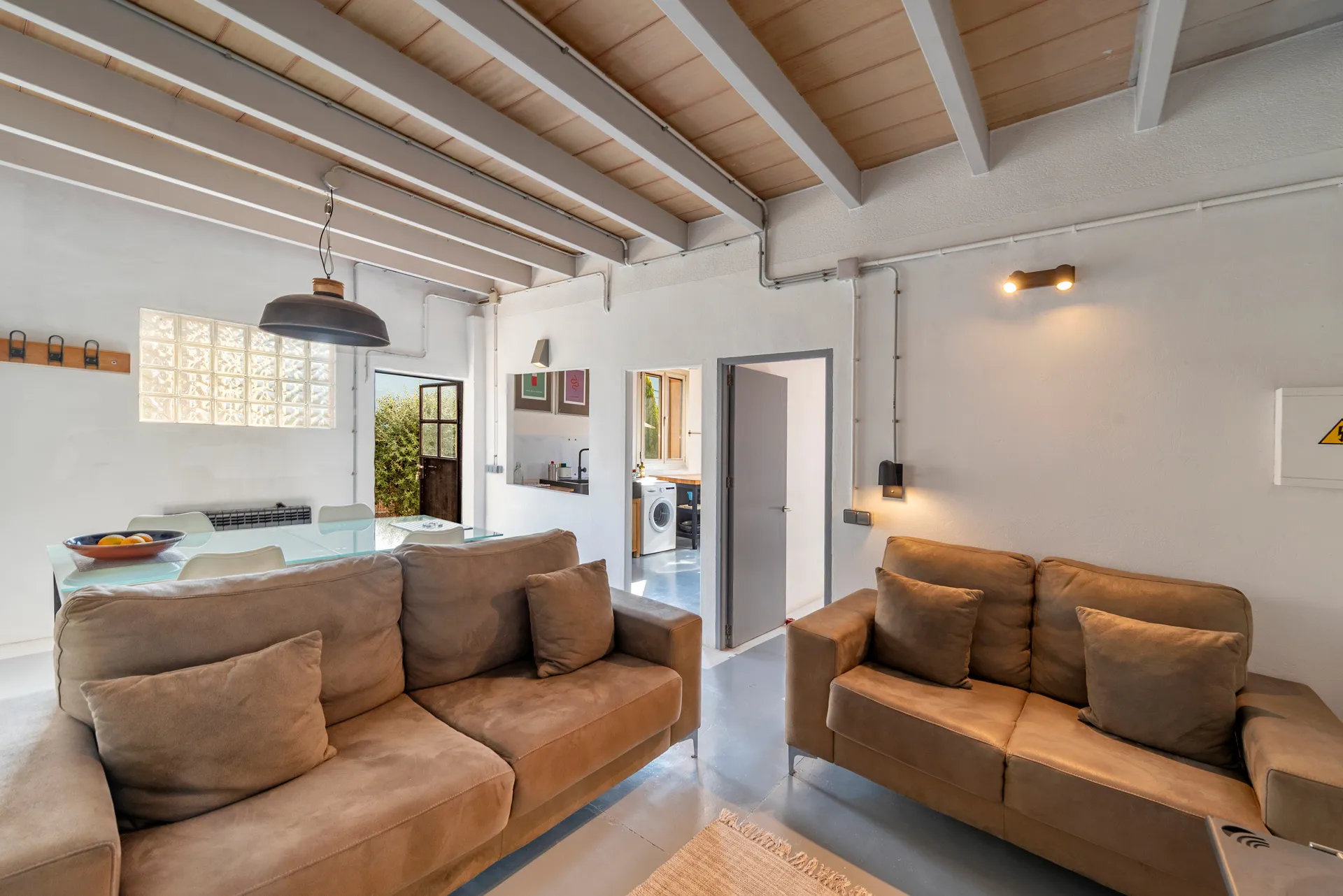 Historyczne dziedzictwo w nowym blasku: dawna fabryka mydła odnowiona-24