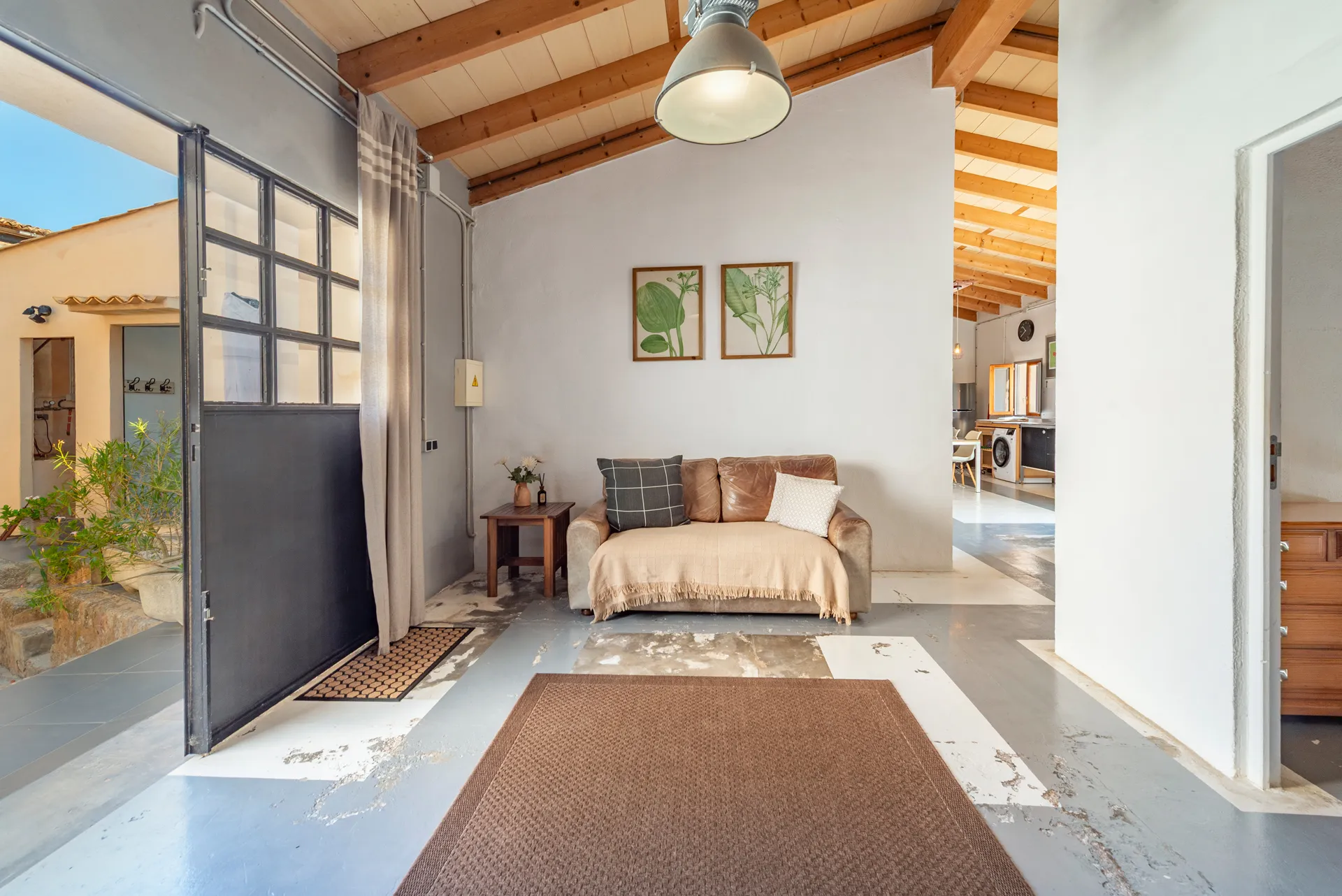 Patrimonio histórico con nuevo esplendor: antigua fábrica de jabones reformada en Sóller-33