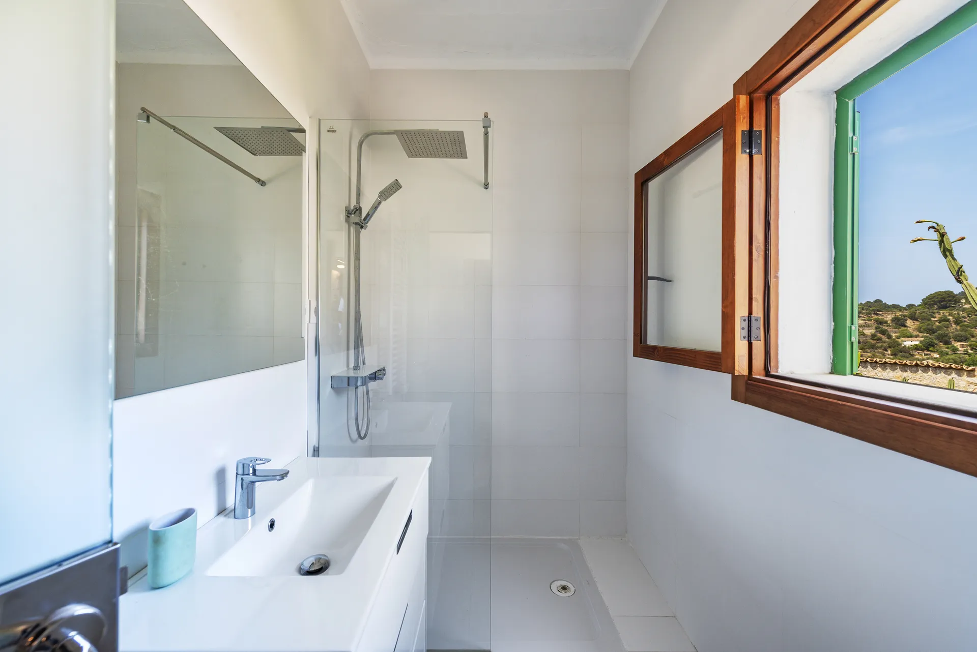 Charmerende rækkehus med fantastisk tagterrasse og bjergudsigt i Estellencs-5