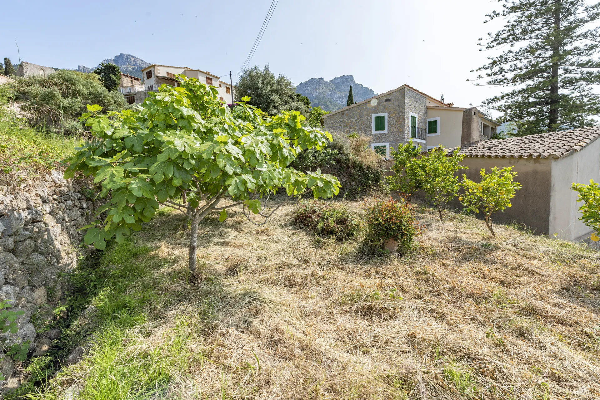 Charmante maison de ville avec une terrasse sur le toit à couper le souffle et des vues sur la montagne à Estellencs-28