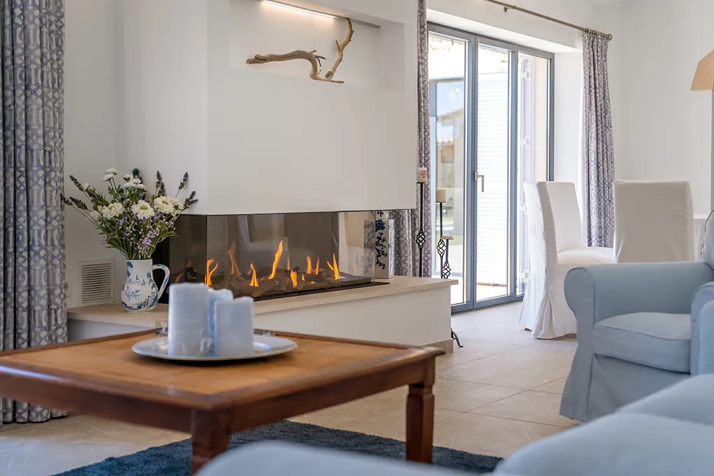 Moderne natuurstenen finca met prachtig uitzicht-7