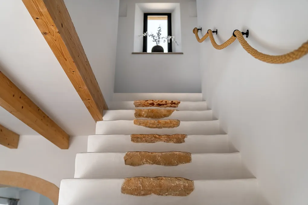 Moderne natuurstenen finca met prachtig uitzicht-13