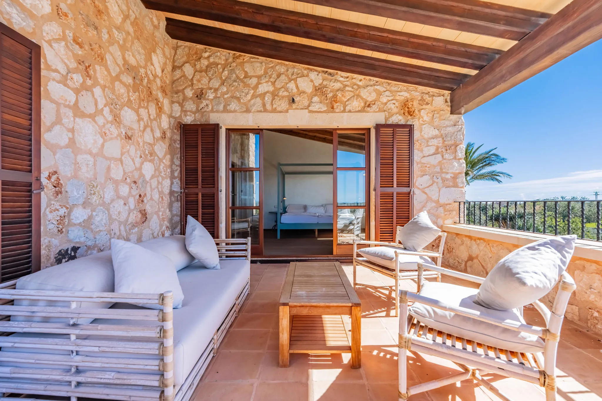 Finca z rozległymi widokami i dużą działką w pobliżu Santanyí-17