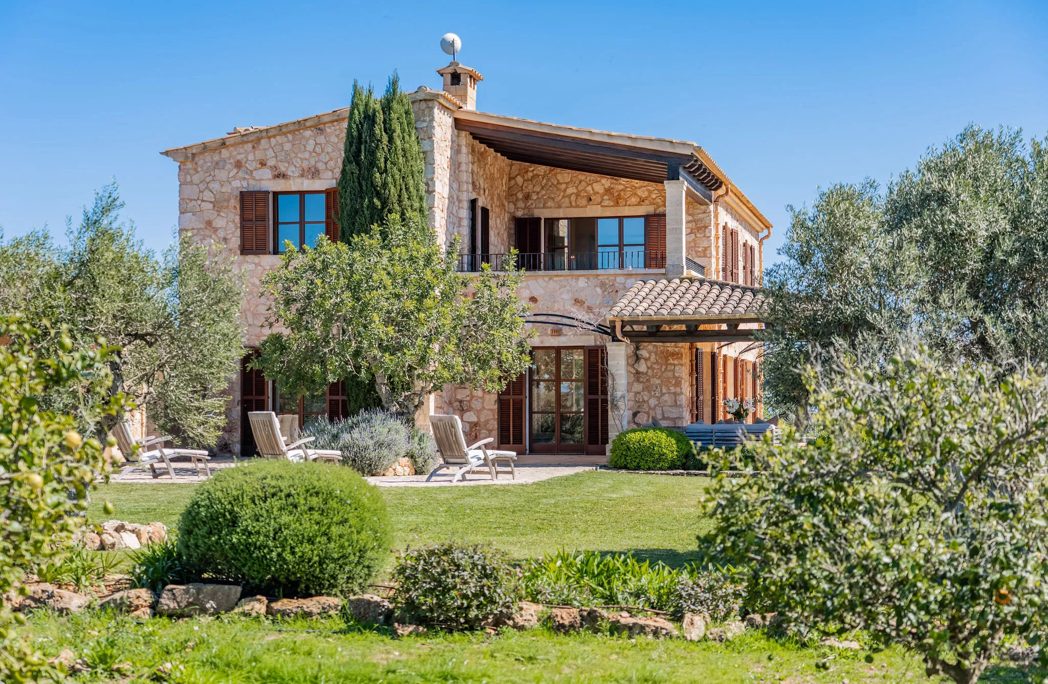 Finca z rozległymi widokami i dużą działką w pobliżu Santanyí-2