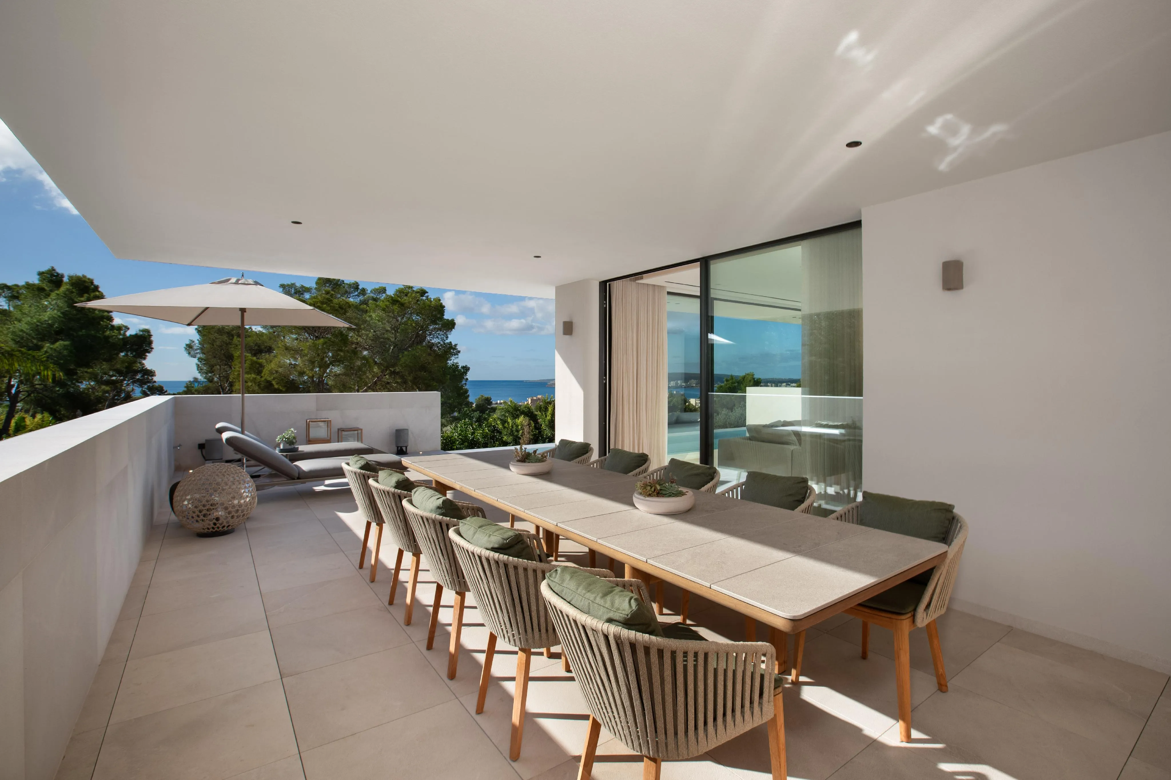 Modern luxury villa walking distance to Portals-11