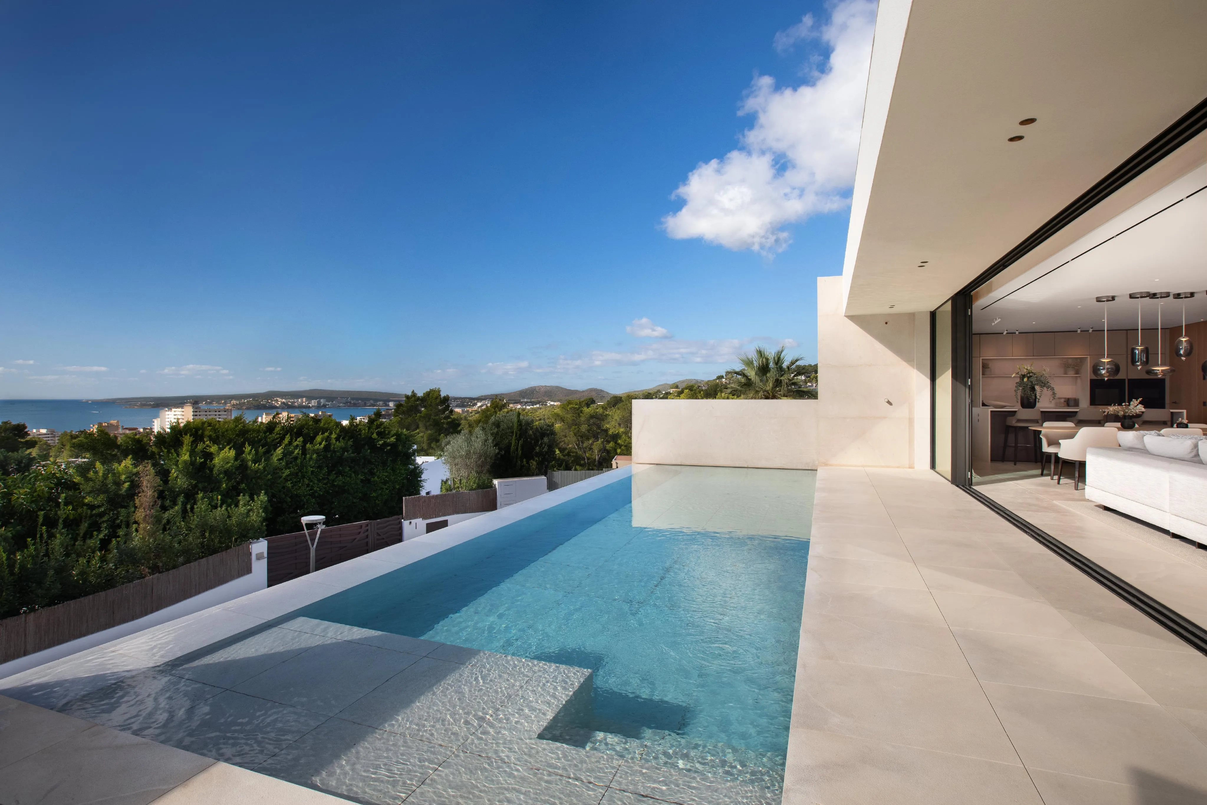 Modern luxury villa walking distance to Portals-5