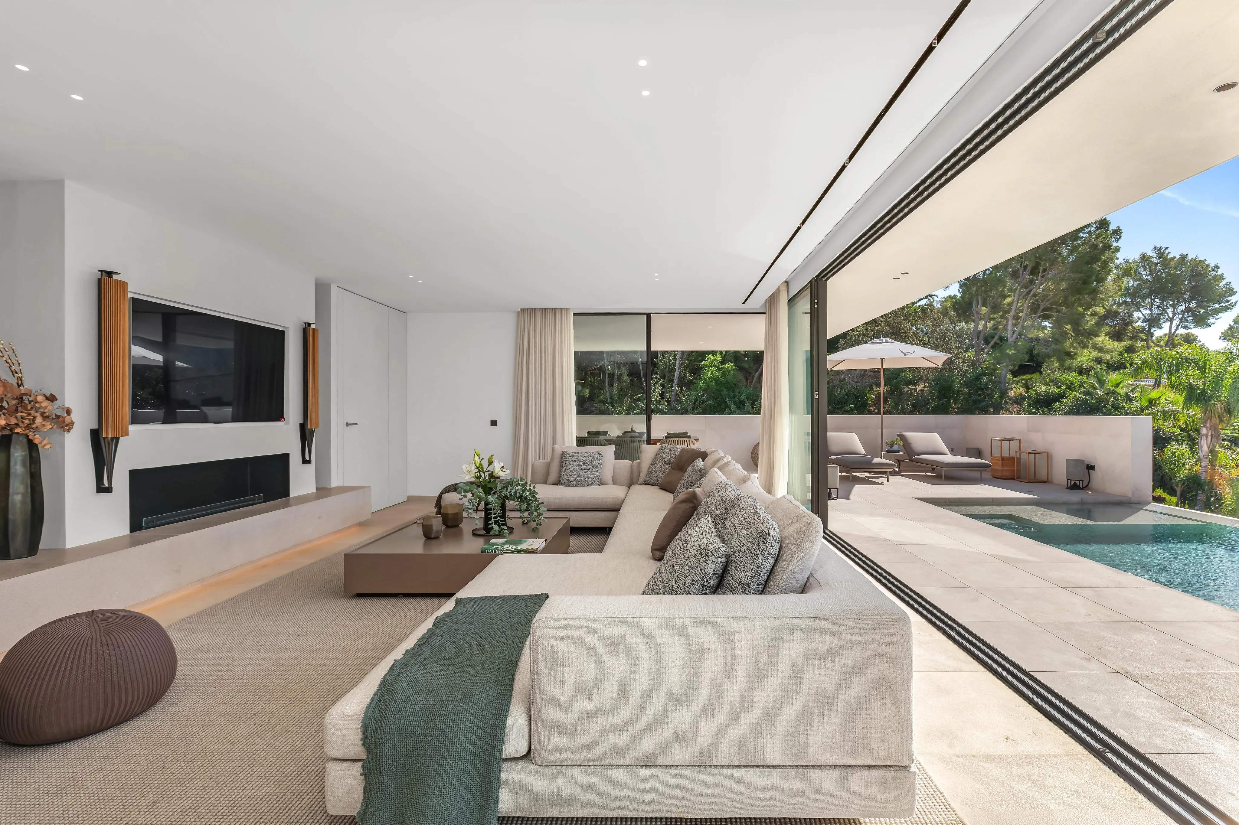 Modern luxury villa walking distance to Portals-7