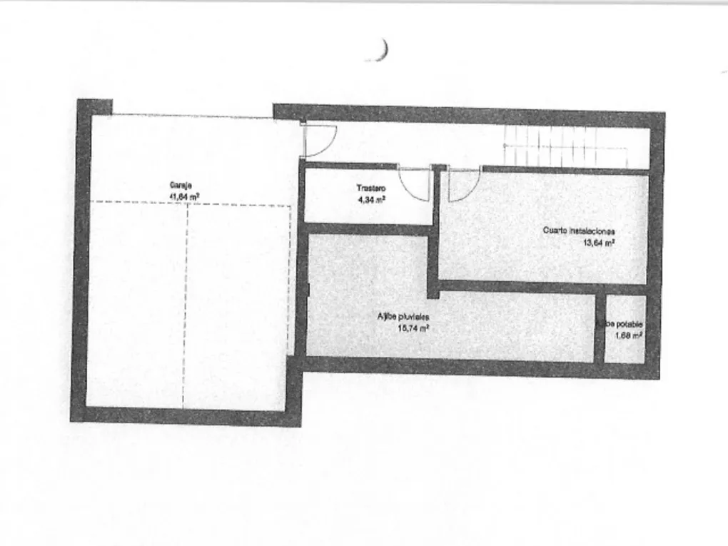 Vila moderna amb jardí a poca distància de la platja-17