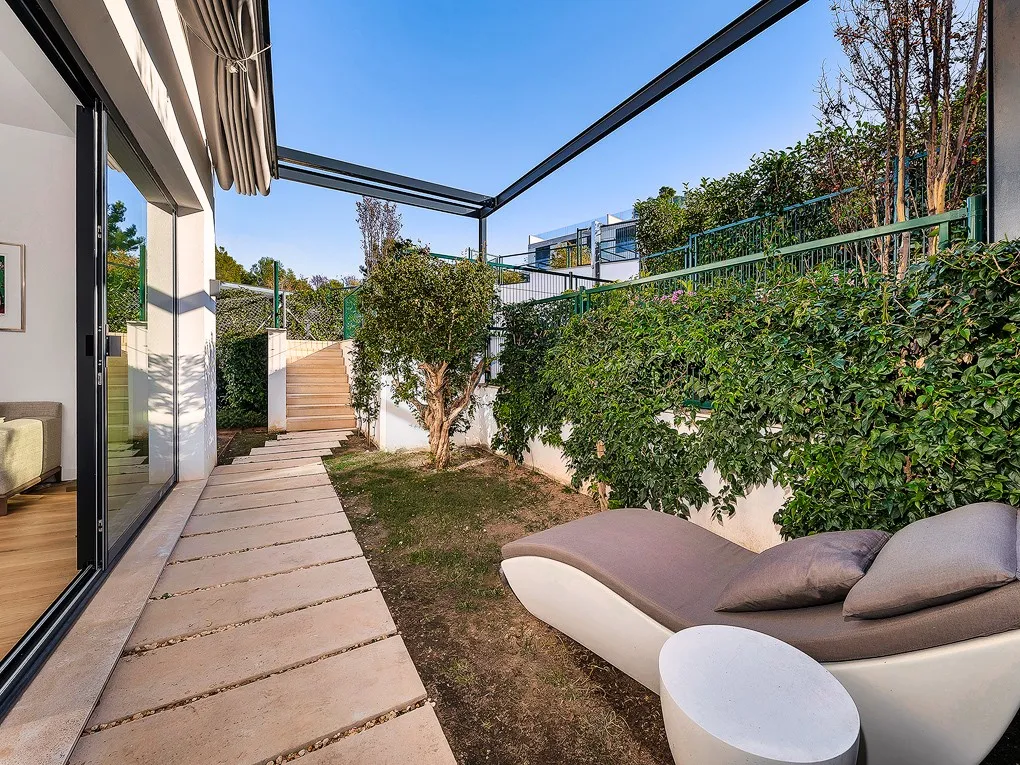 Villa moderne avec jardin à distance de marche de la plage-9