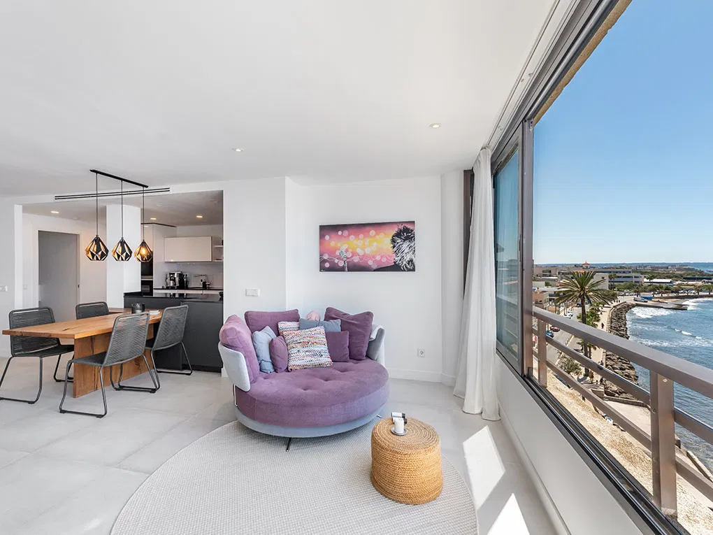 Gerenoveerd penthouse met 3 slaapkamers, uitzicht op zee en een eigen dakterras-4