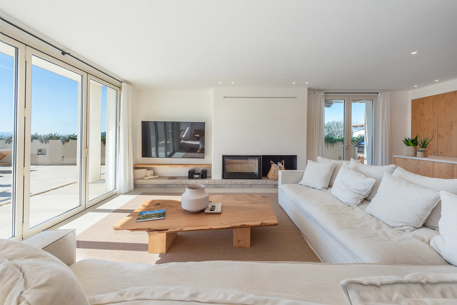 Villa with ETV License in Búger: Exclusivity, Comfort and Six‑Figure Rental Potential.-3