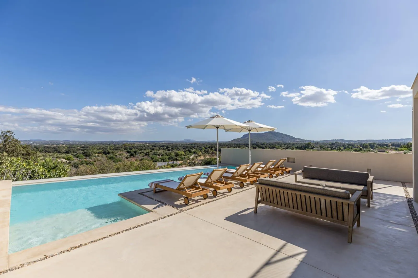 Exclusiva casa a Búger: luxe, tranquil·litat i rendibilitat de sis xifres-13