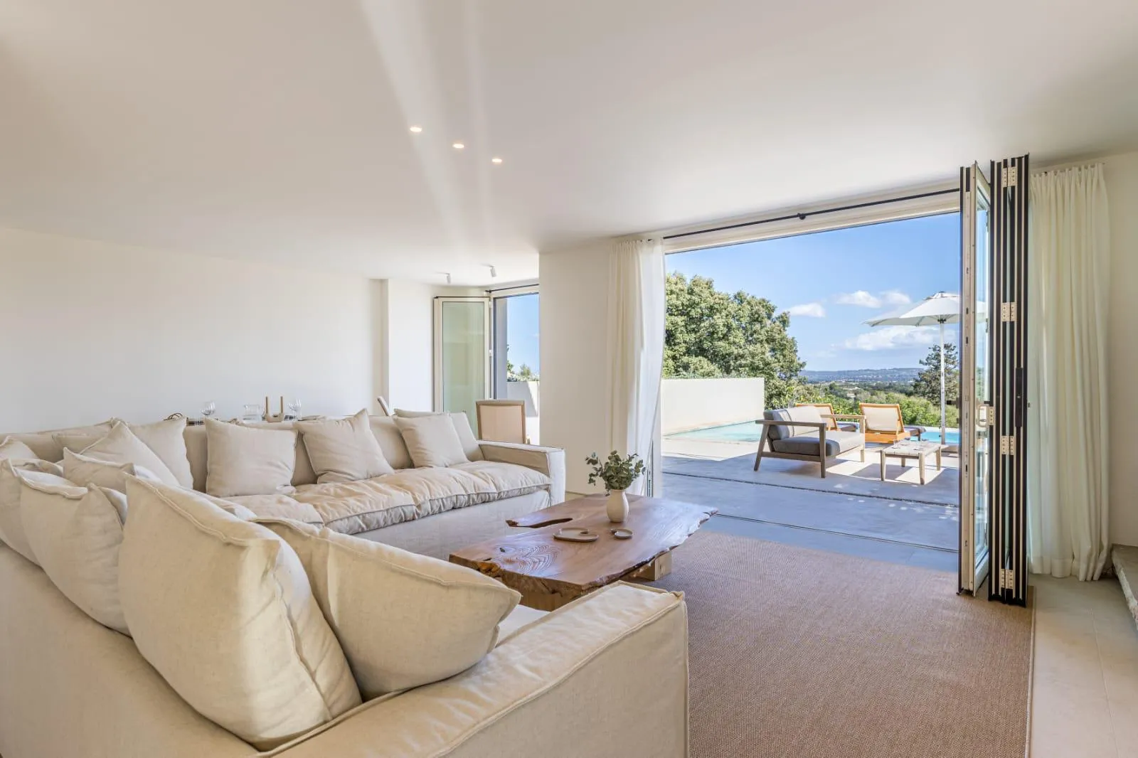 Exclusief huis in Búger: luxe, rust en een rendement van zes cijfers-5