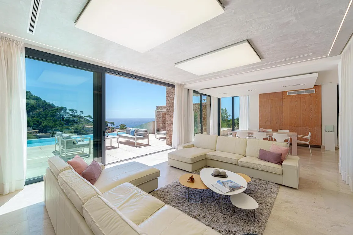 Exclusive coastal residence in Canyamel-5