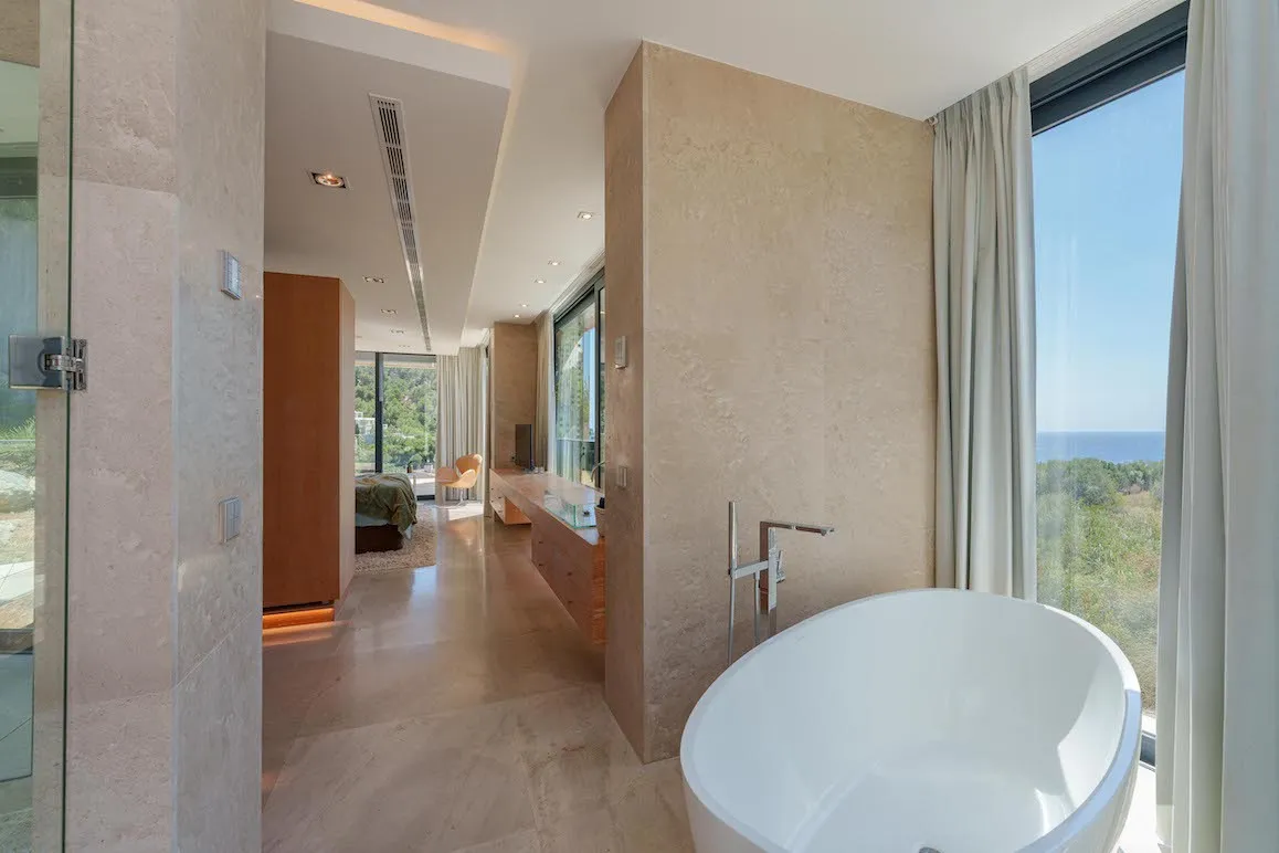 Exclusive coastal residence in Canyamel-10