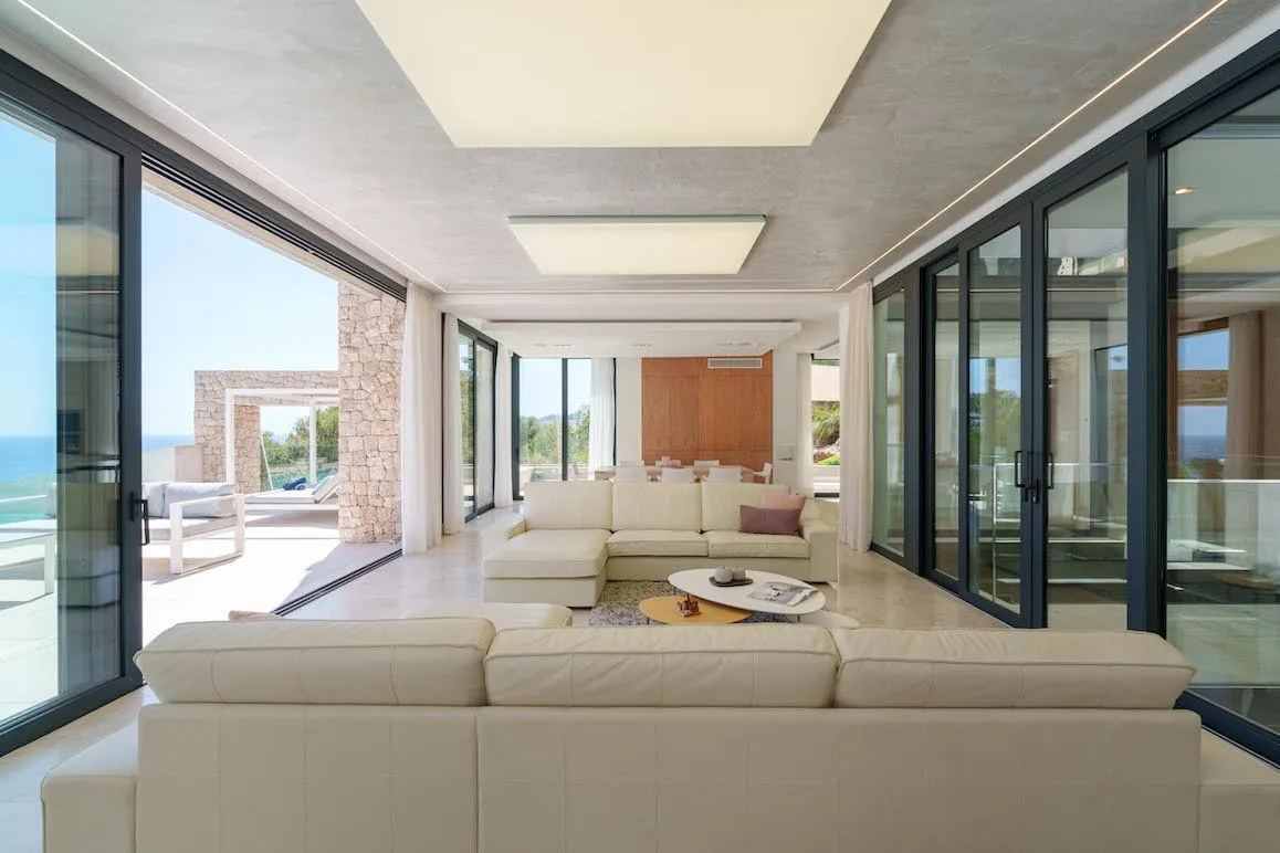 Exclusive coastal residence in Canyamel-6