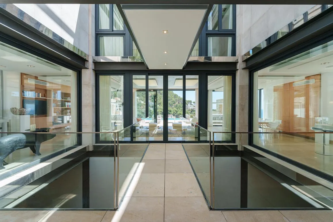 Exclusive coastal residence in Canyamel-8