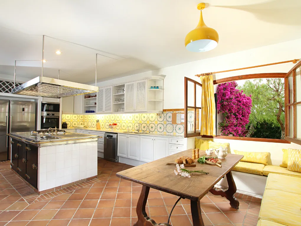 Marvellously charismatic property in Pollensa with ETV licence-10