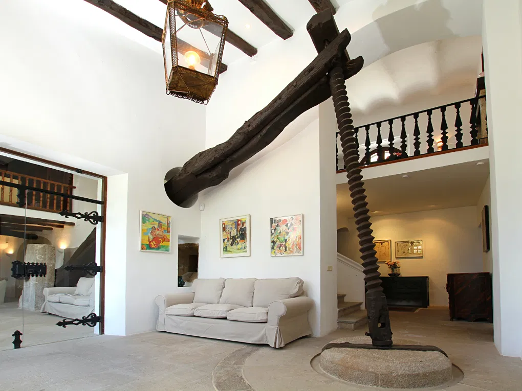 Marvellously charismatic property in Pollensa with ETV licence-5
