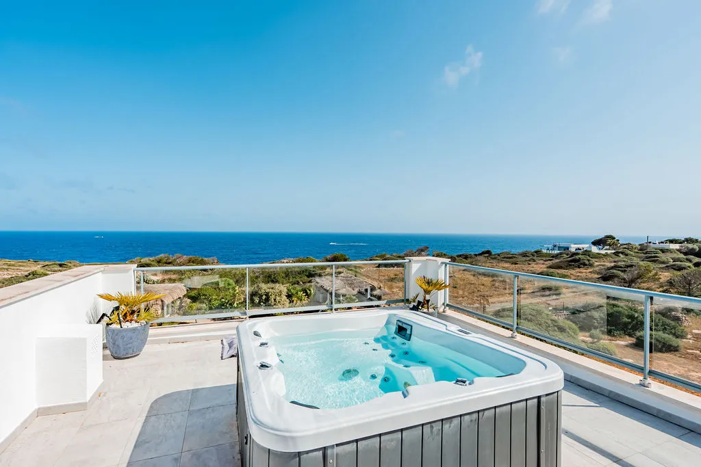 Villa, flooded with light, magnificent sea views-13