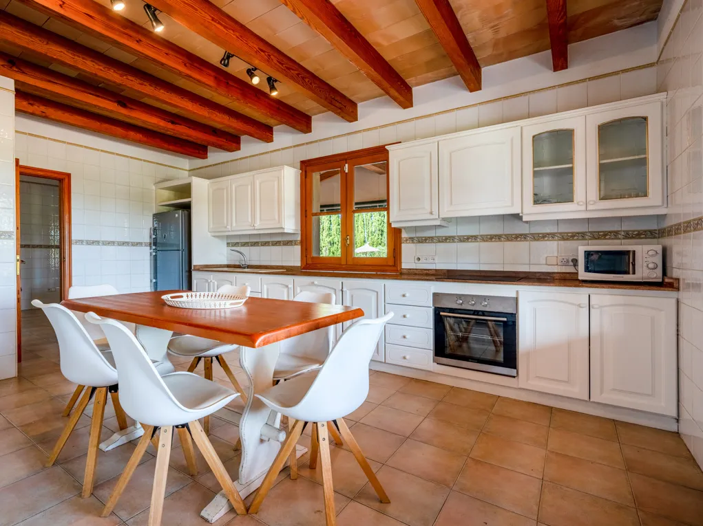 Фантастическая финка с лицензией на сдачу в аренду-9