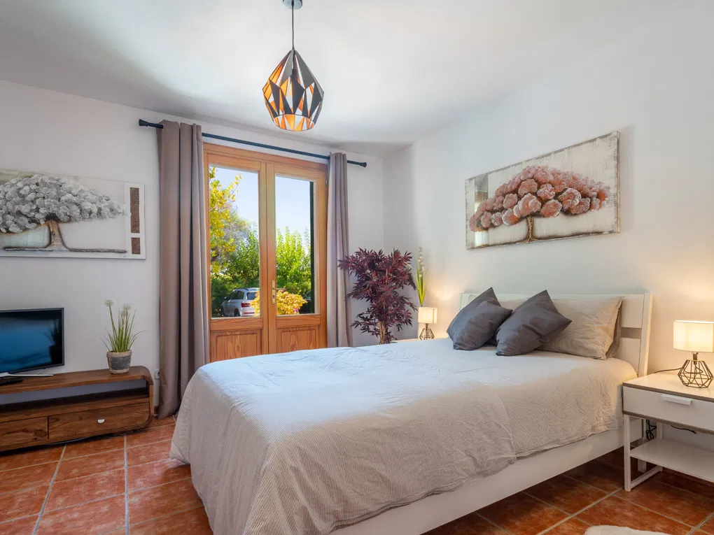 Charmante maison de campagne avec piscine chauffée et permis de location vacances-11