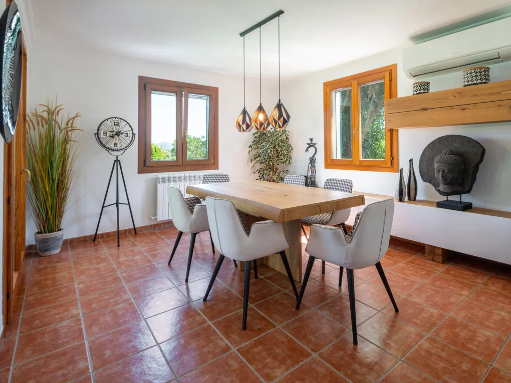 Charmante maison de campagne avec piscine chauffée et permis de location vacances-8