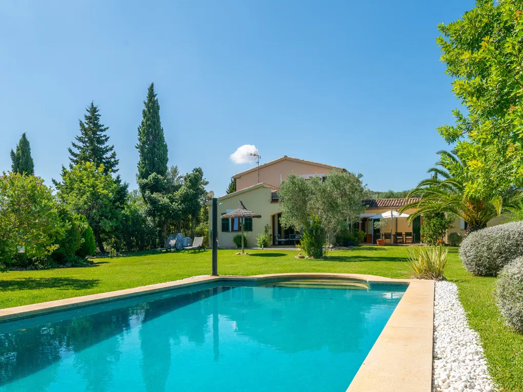Charmante maison de campagne avec piscine chauffée et permis de location vacances-1