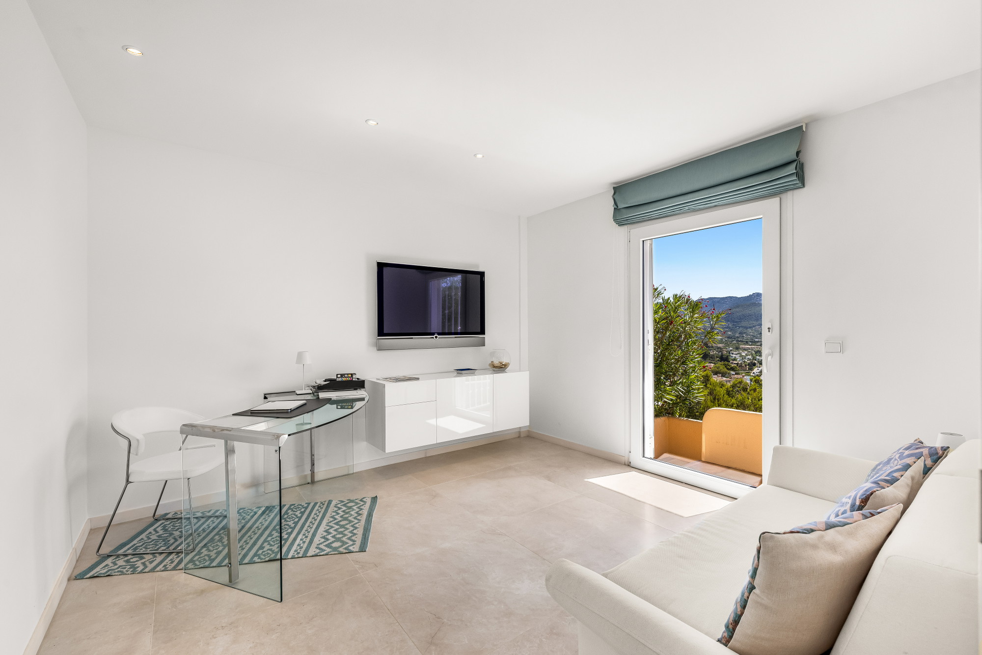 Modern flat with stunning views of the harbour, sea and mountains in Port Andratx-16