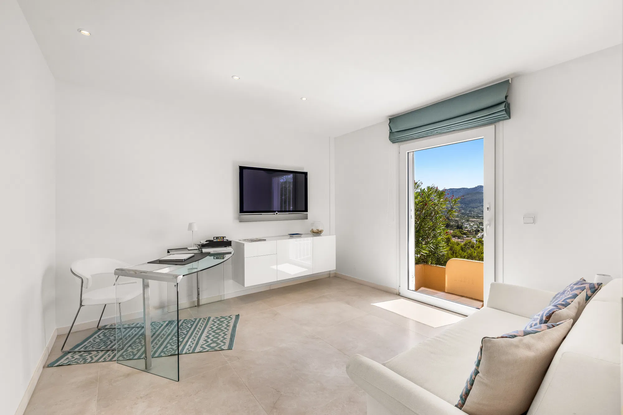 Modern flat with stunning views of the harbour, sea and mountains in Port Andratx-16