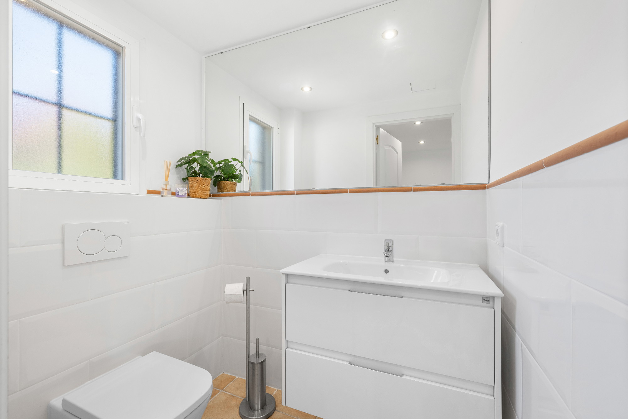 Charming end-of-terrace house in Camp de Mar – right next to the golf course-17