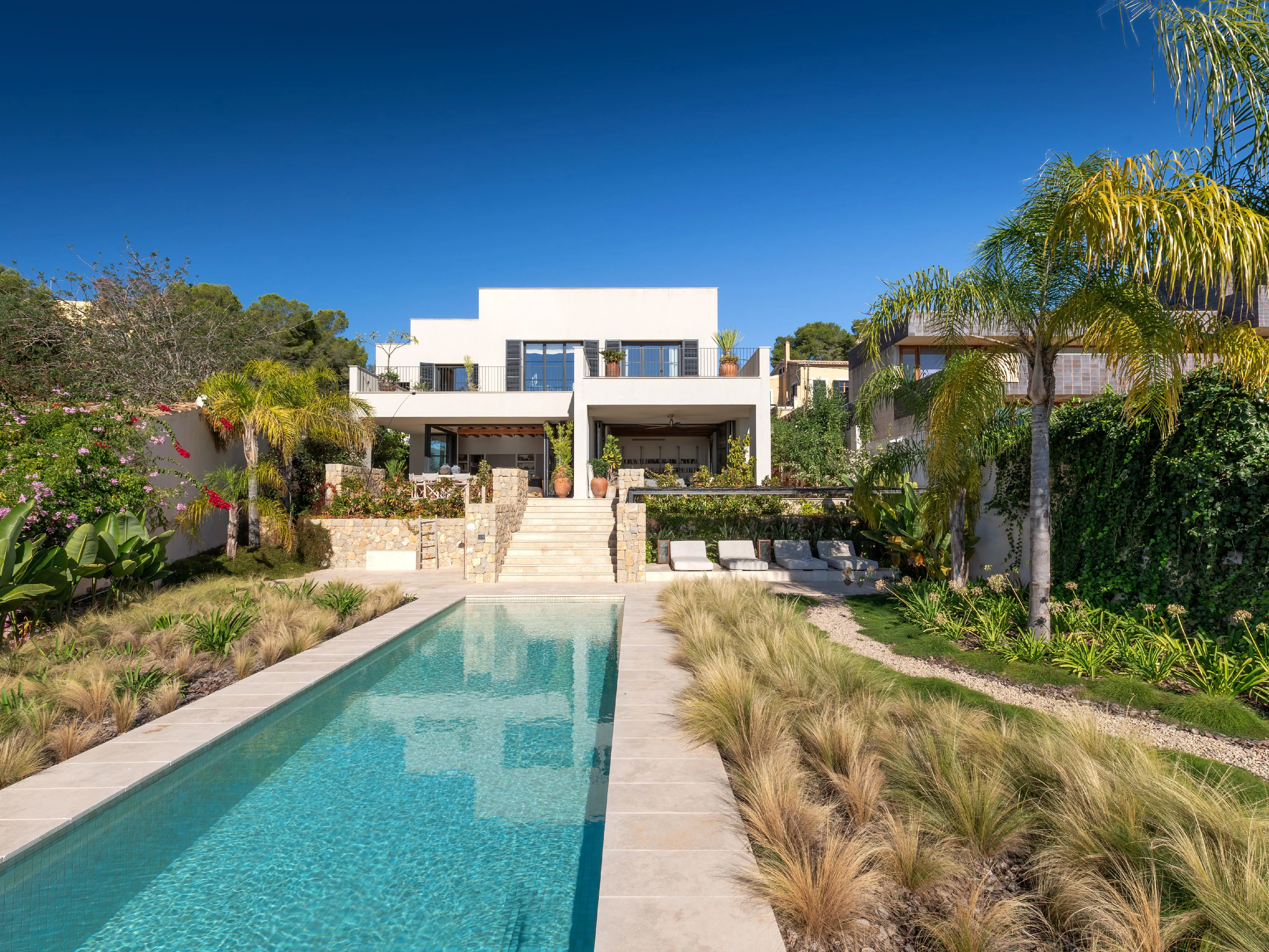 Unikalna nowo wybudowana willa z widokiem na morze w Palmie-1